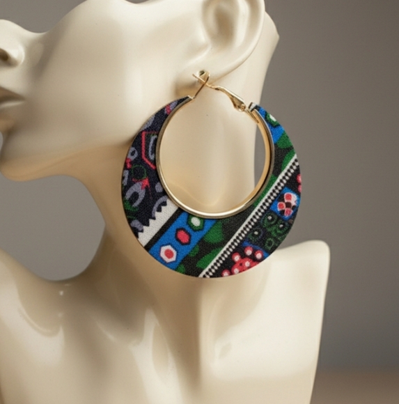 Ethnic geometric round wood earrings, vintage gold color zinc alloy drop earring - Picture 5 of 7